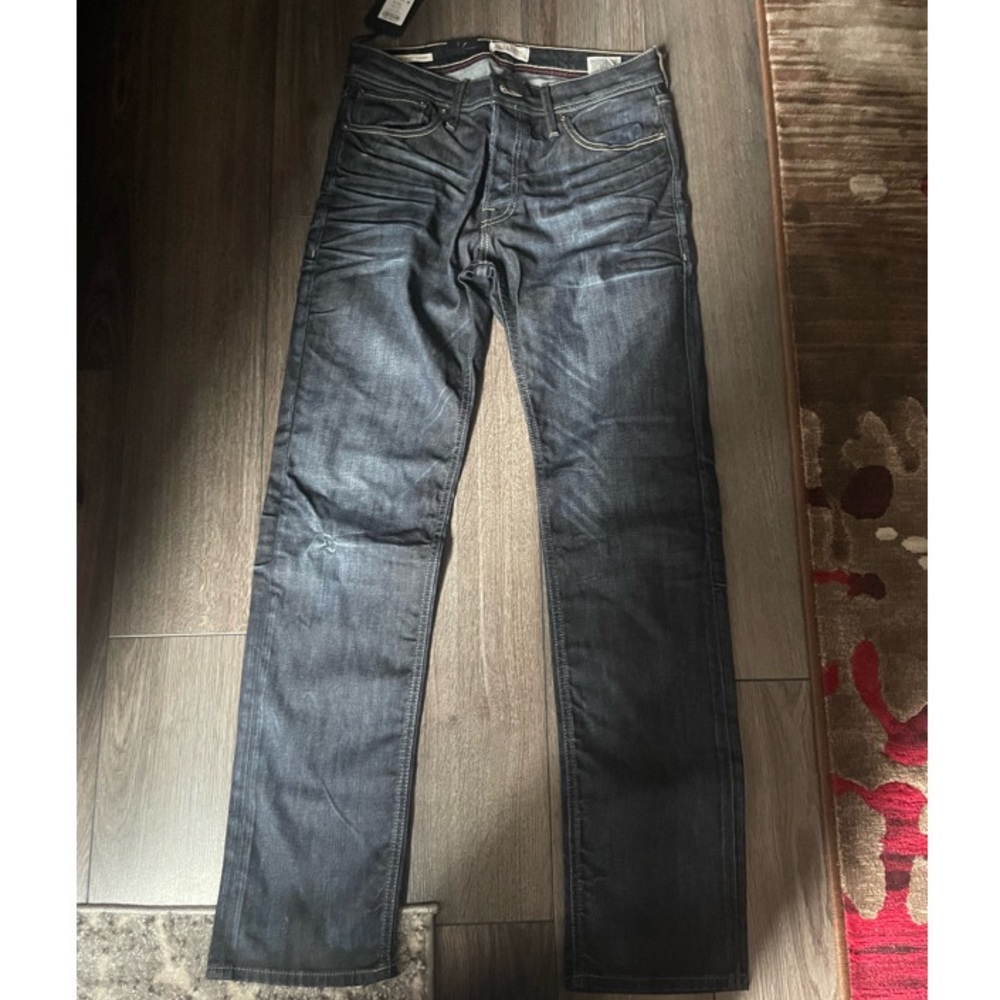 BRAND NEW JACK AND JONES JEANS